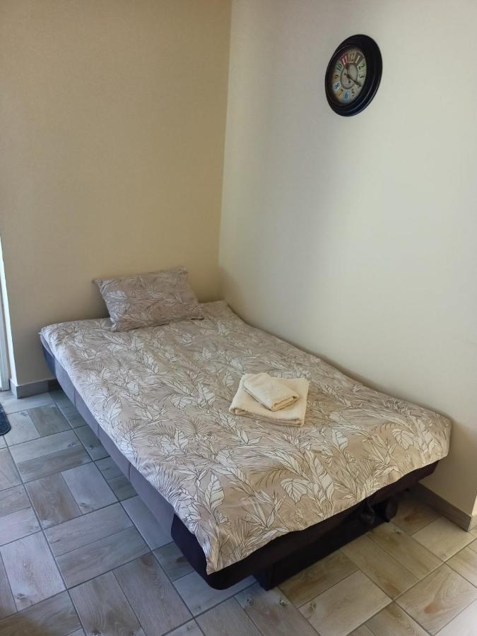 Apartman Fiva Apartment Pacir ภายนอก รูปภาพ