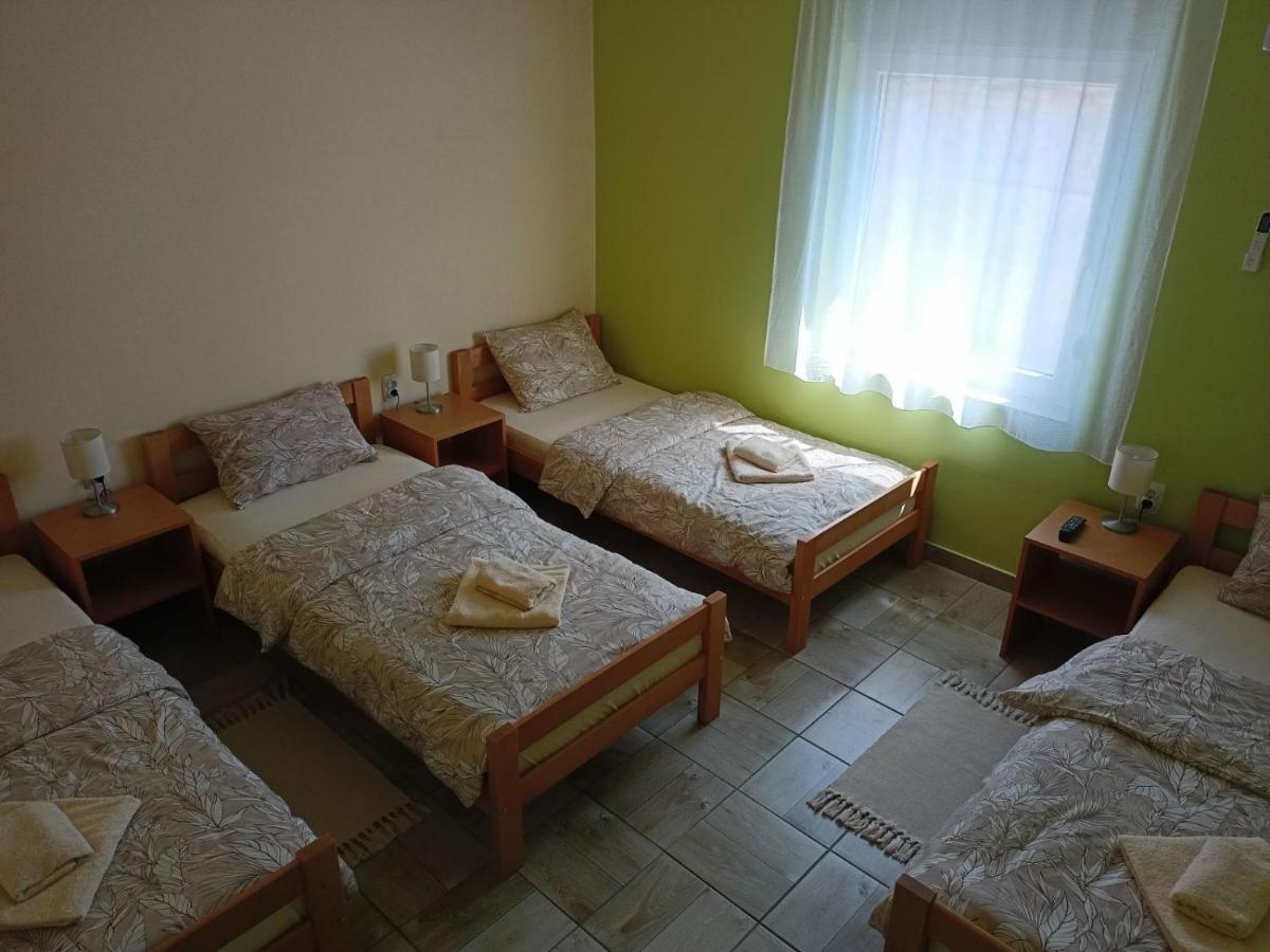 Apartman Fiva Apartment Pacir ภายนอก รูปภาพ