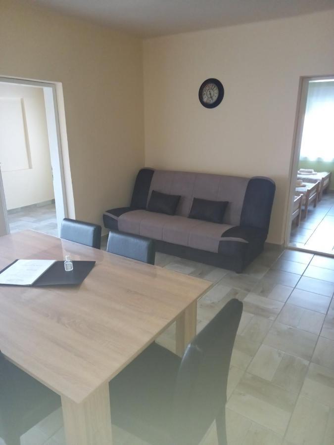 Apartman Fiva Apartment Pacir ภายนอก รูปภาพ